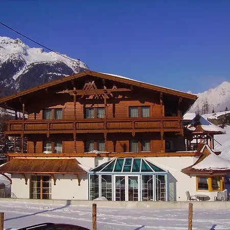 Haus Karin Pensión 3*