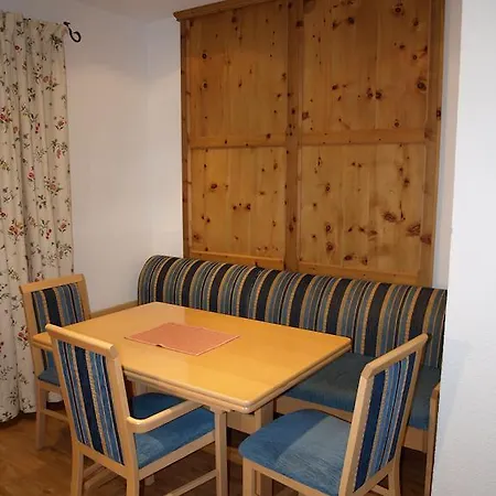 Haus Karin Pensión 3*